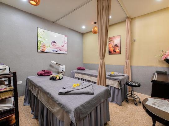 Hanoi Rose Flower Hotel & Spa Buitenkant foto